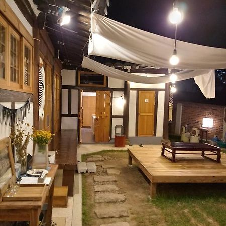 Hundred Years Hanok موكبو المظهر الخارجي الصورة