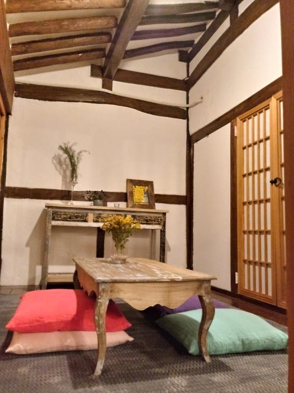 Hundred Years Hanok موكبو المظهر الخارجي الصورة