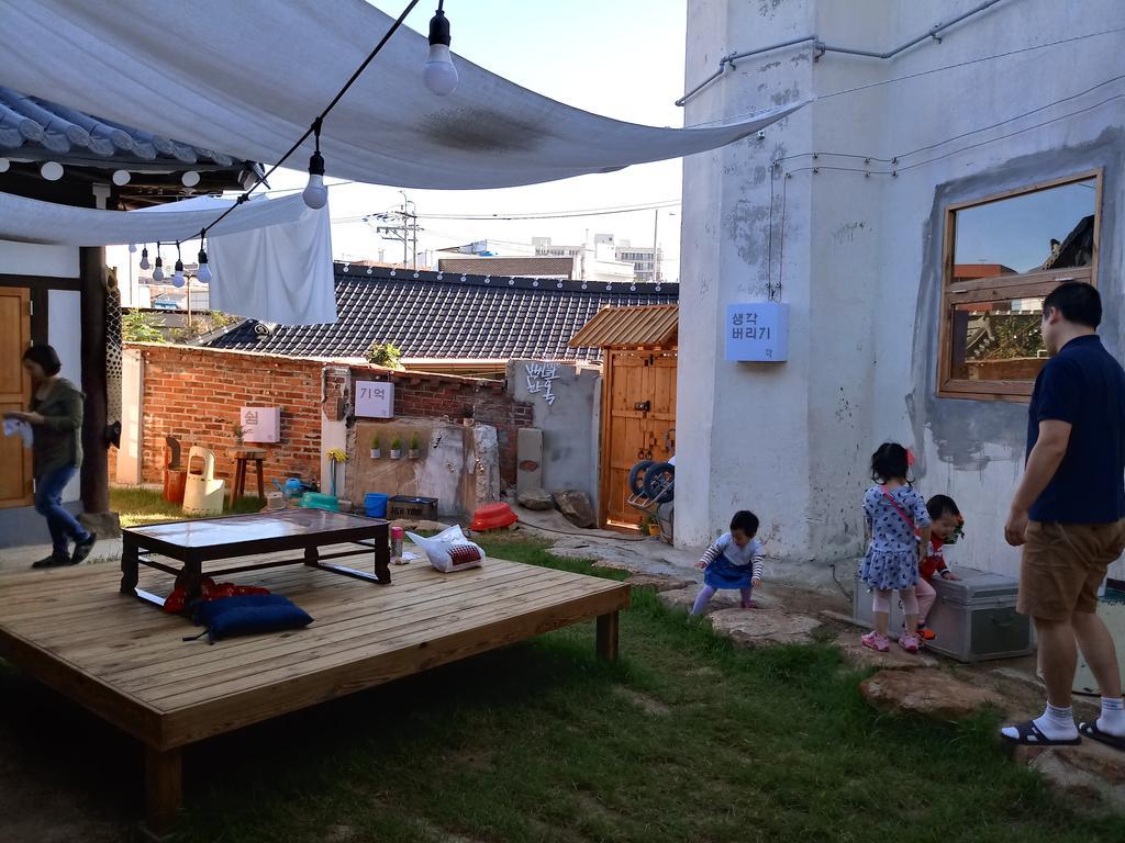 Hundred Years Hanok موكبو المظهر الخارجي الصورة