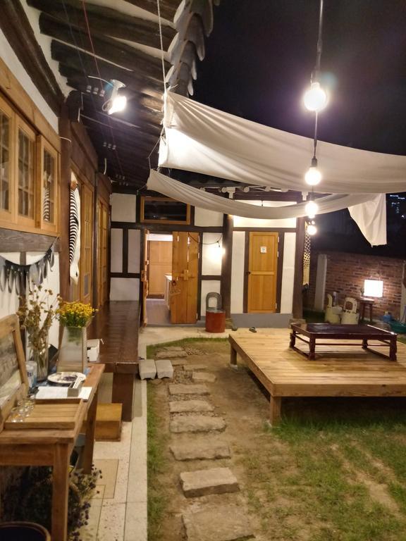 Hundred Years Hanok موكبو المظهر الخارجي الصورة