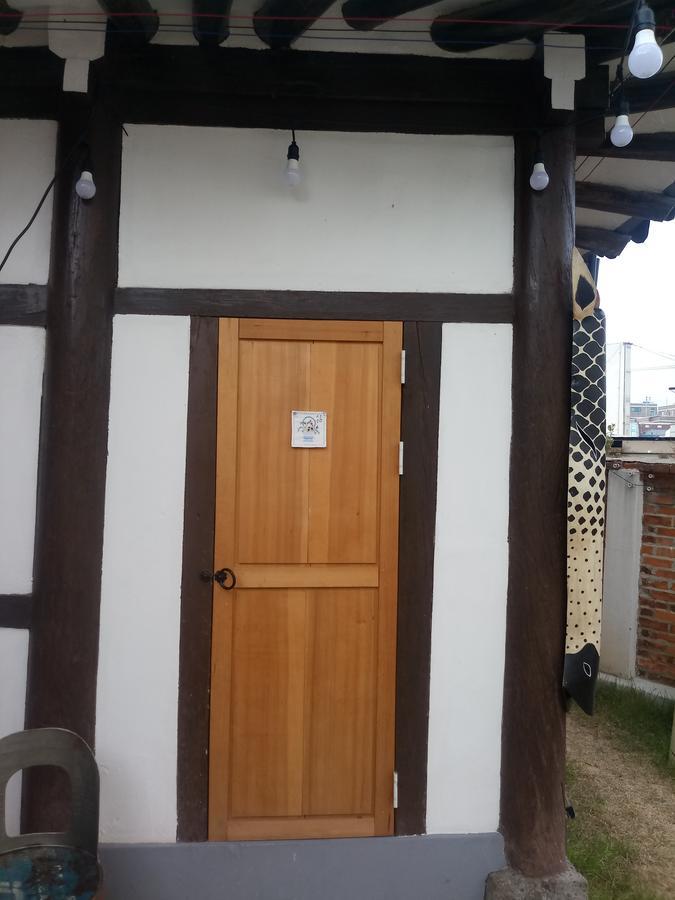 Hundred Years Hanok موكبو المظهر الخارجي الصورة