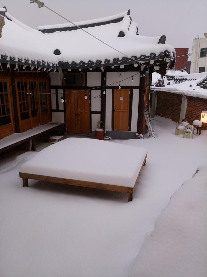 Hundred Years Hanok موكبو المظهر الخارجي الصورة